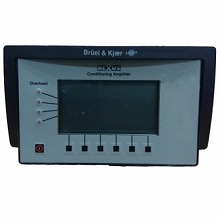 ４チャンネルチャージコンディショニングアンプ 2692