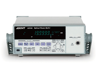光パワーメーター 8250A
