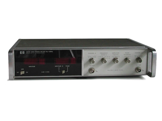 利得/位相計 3575A