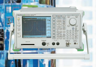 スペクトラムアナライザ MS2683A