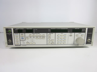 AM/FMステレオ標準信号発生器 VP-8193A