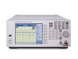 シンセサイズドシグナルジェネレーター N9310A