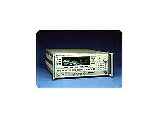 シンセサイズド掃引信号発生器 83623B