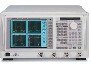 ベクトルネットワークアナライザ R3767CG 3ポート