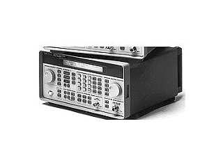 シンセサイズドシグナルジェネレーター 8648B