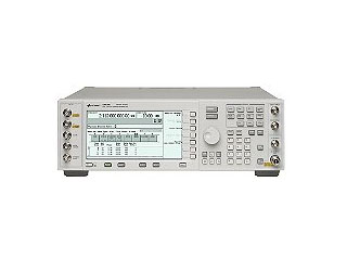デジタル/アナログ変調信号発生器 E4438C(6GHz)