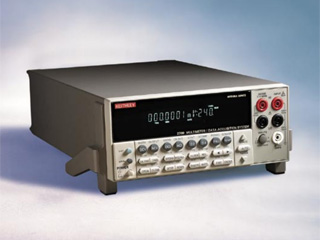 デジタルマルチメータ/データアクイジションシステム 2700