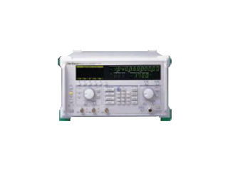 シンセサイズド信号発生器 MG3642A