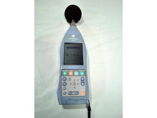 精密騒音計 NA-28