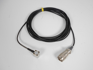 小型低容量加速度変換器 AS2GB