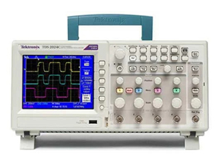 デジタル・ストレージ・オシロスコープ TDS2024C