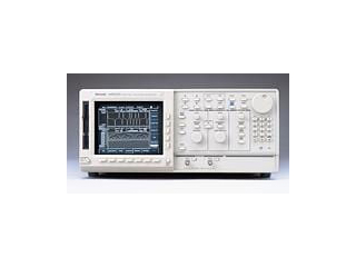 任意波形発生器 AWG520 -Op1S