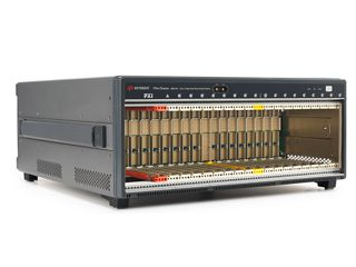 PXIeシャーシ M9019A