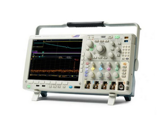 ミックスド・ドメイン・オシロスコープ MDO4104C-OpMSO