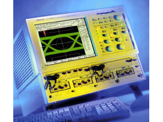 コミュニケーション・シグナル・アナライザ CSA8000B