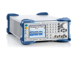 アナログシグナルジェネレータ SMC100A