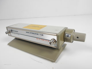 マニュアル・ステップ・アッテネータ 8494B/001