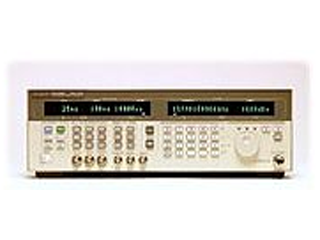 シンセサイズド信号発生器 83732B/1E1, 1E2, 1E8