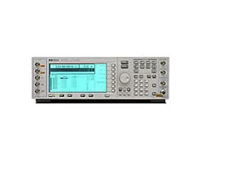 デジタルRF信号発生器 E4432B/1E5.UND.H97.H99.100