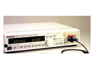 直流標準電圧電流発生器 R6145