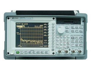 FFT ダイナミック・シグナル・アナライザ 35670A/1D2 AY2