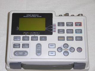 振動レベル計 VR-6100