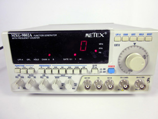 ファンクションジェネレーター＋周波数カウンター MXG-9802A