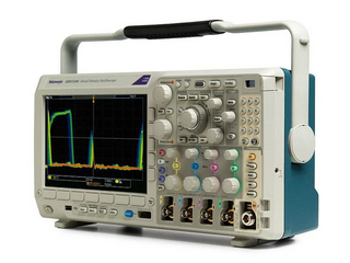 ミックスド・ドメイン・スペアナ機能付 オシロスコープ MDO3034
