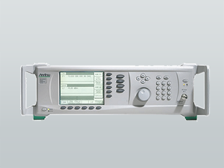 マイクロ波信号発生器 MG3692B/2A,4,15A,22