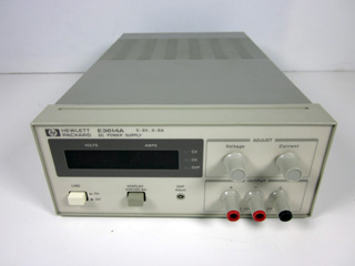 直流安定化電源 E3614A