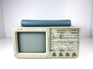デジタルオシロスコープ TDS420A