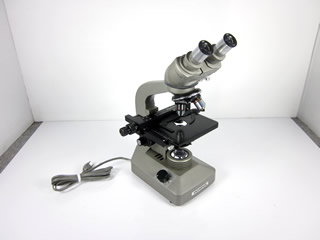生物顕微鏡(レンズ付き） 型番不明