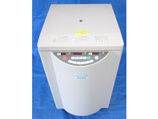 ユニバーサル冷却遠心機/ローター付 5922