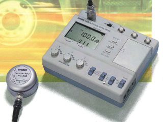 VIBRATION LEVEL METER 振動レベル計 VM-52 PV-83B