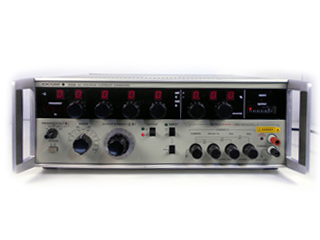 交流標準電圧電流発生器 2558-01