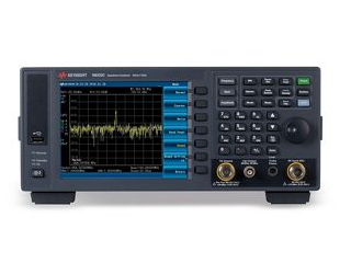 スペクトラムアナライザ N9322C
