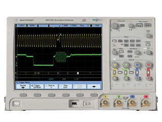 ミックスド・シグナル・オシロスコープ MSO7104A