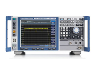 シグナル・スペクトラム・アナライザ FSV4
