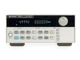 0-15V 0-3A 5A ピーク モバイル通信 DC ソース 66321B