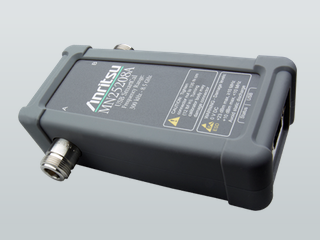 SmartCal 300 kHz - 8.5 GHz N(f) - N(f)コネクタ MN25208A