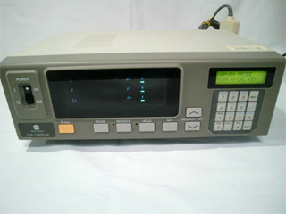 CRTカラーアナライザ CA-100 plus